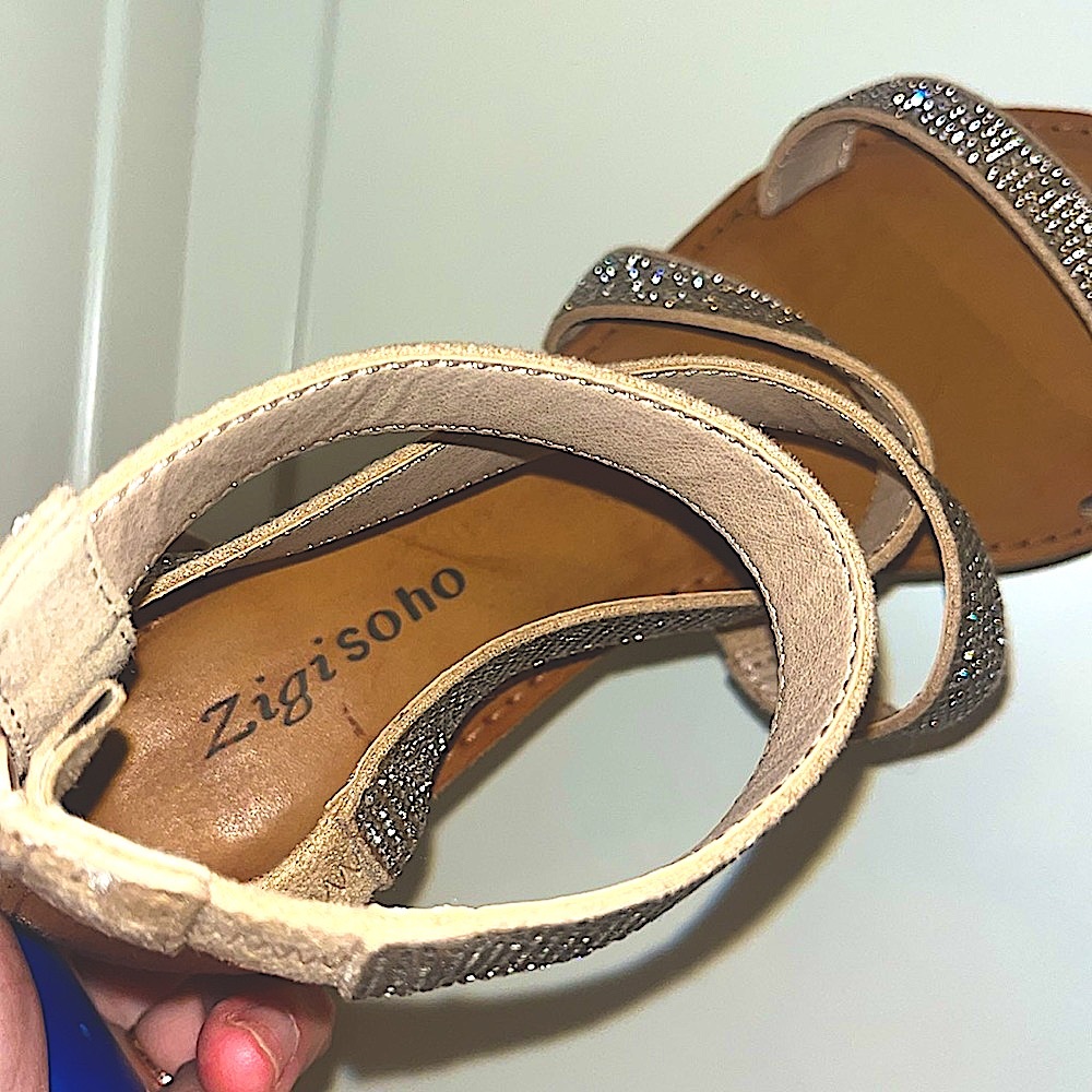 Amazing Condition/ Gladiator Rhinestone Strappy Sandles, Zigisoho size8.5 - Picture 7 of 10